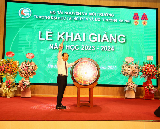 Thứ trưởng Lê Công Thành dự Khai giảng năm học 2023 - 2024 sòng bạc tiền điện tử
 